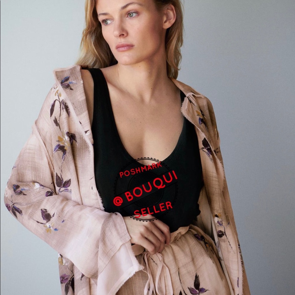 BLOGGER FAV ZARA LIMITED EDITION PRINTED TOP SHIRT